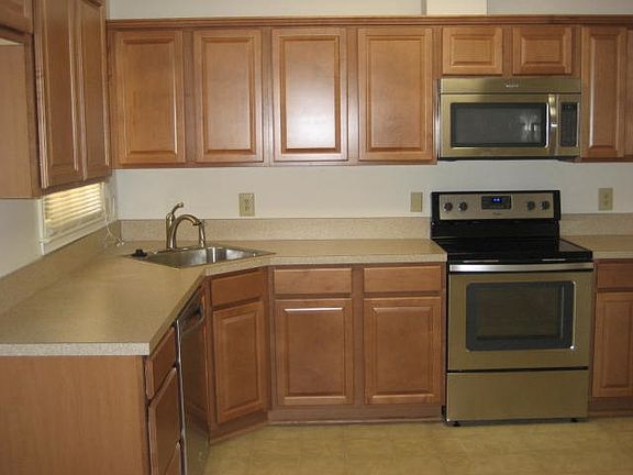 2nd image of 12 Saint Martin Pl