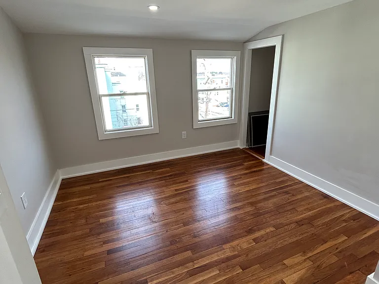 79 Hill St #301 — Photo 14