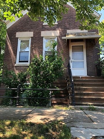 1st image of 2038 N Wolcott Ave