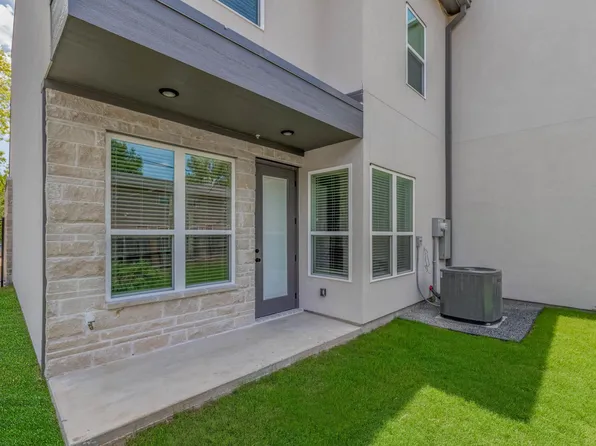 1531 Pine Ridge Dr, College Station, TX 77840