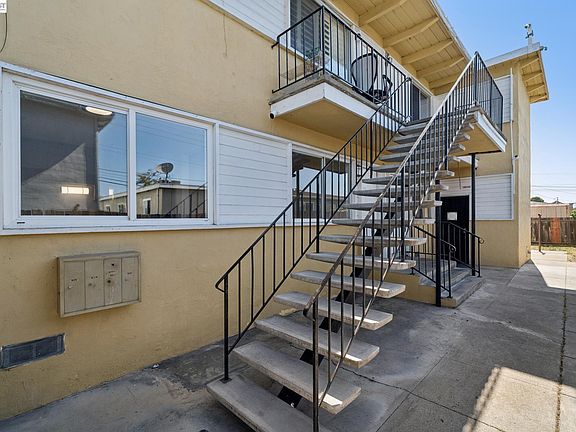 5th image of 417 S 25th St