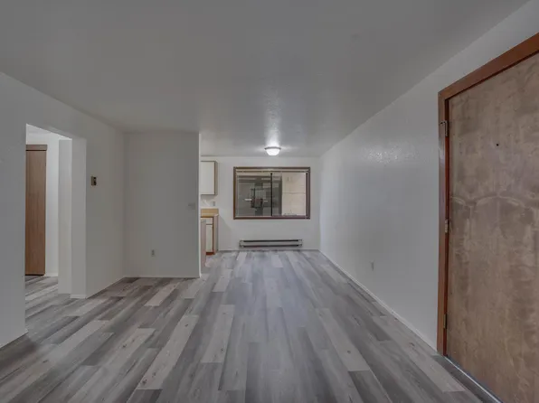 1122 NW Market St APT 1, Seattle, WA 98107
