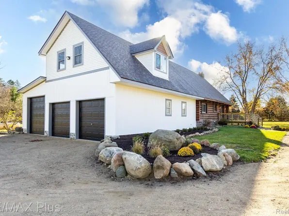 4521 S Hadley Rd, Metamora, MI 48455