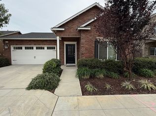 6169 E Garland Ave, Fresno, CA 93727