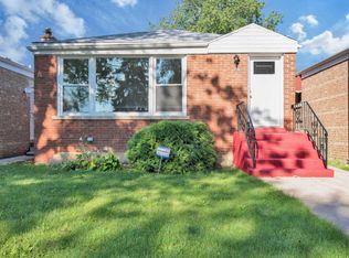 9828 S Aberdeen St, Chicago, IL 60643
