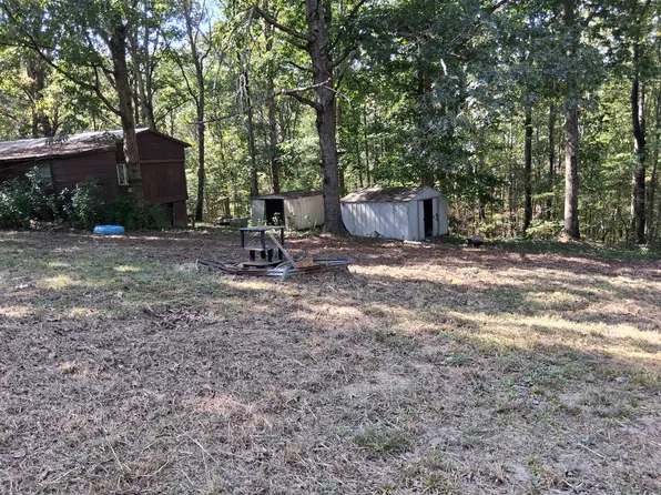 115 Peachwood Ln, Holladay, TN 38341