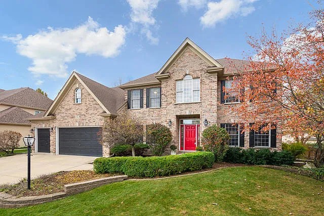 377 Amy Ct photo 1