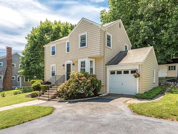 2nd image of 66 Burgess Ave