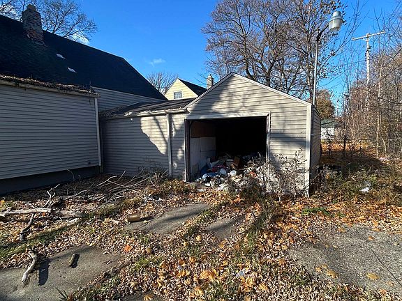 5th image of 2302 Copeman Blvd