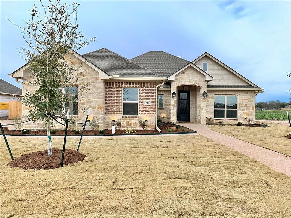 1st image of 713 Wintergreen Dr