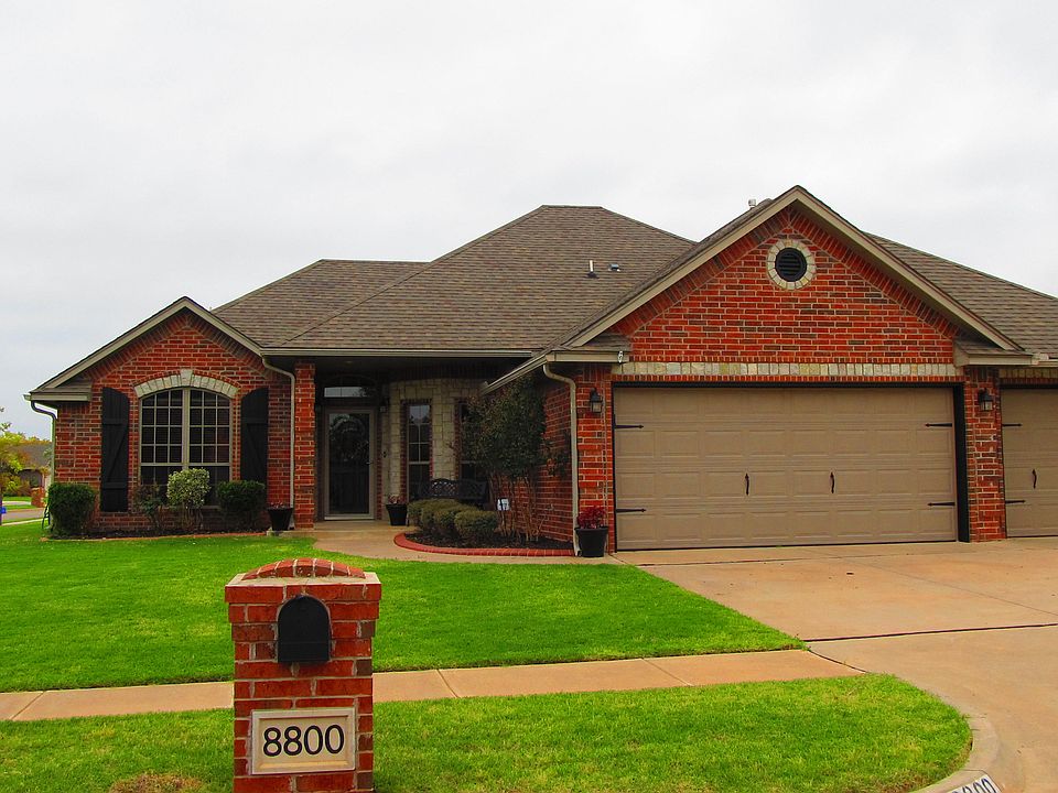 Modern home 3 bdr plus study