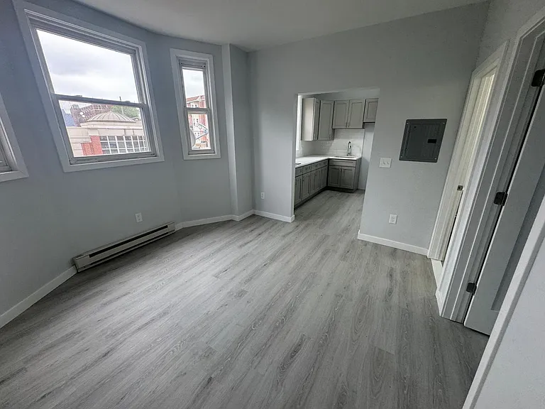 302 Harrison Ave #3 — Photo 3