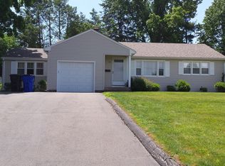 10 Pasture Trl, Wethersfield, CT 06109