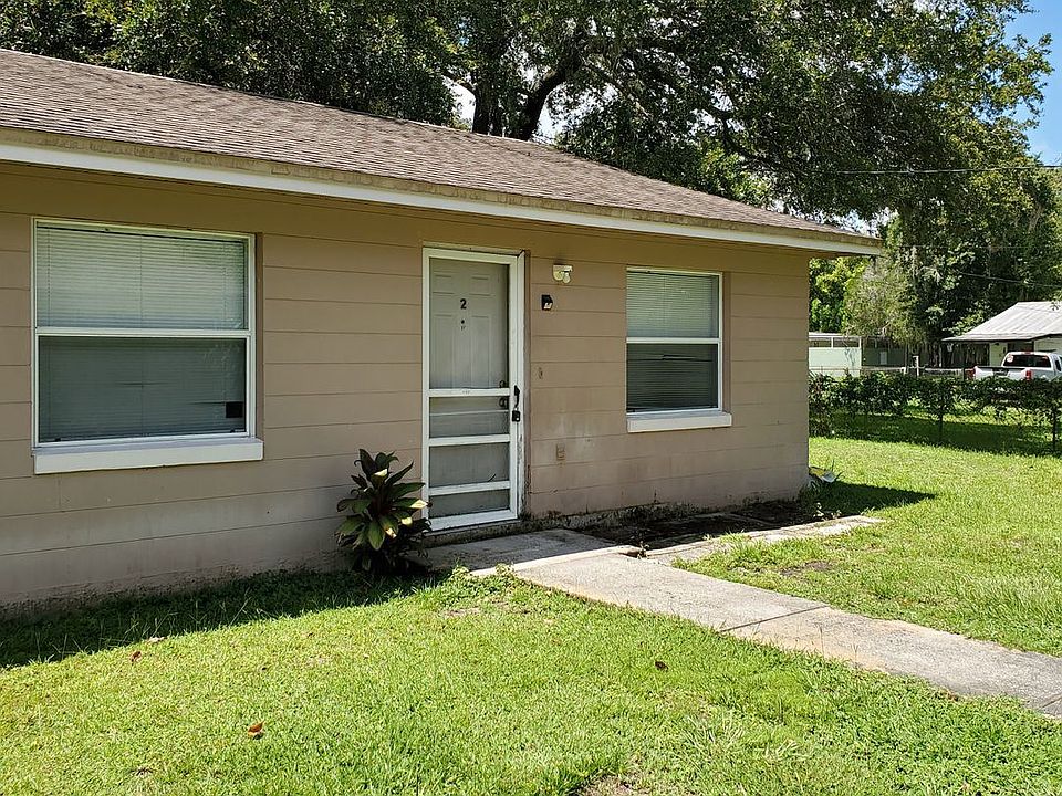 1st image of 1026 Lakewood Ct Unit 2