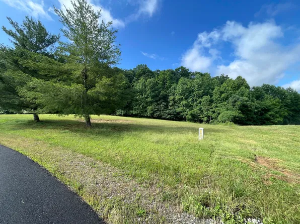 52-52 Zion Loop, Russell Springs, KY 42642