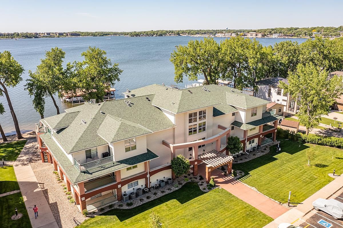 1601 Chalstroms Beach Rd F303, Okoboji, IA 51355 Zillow