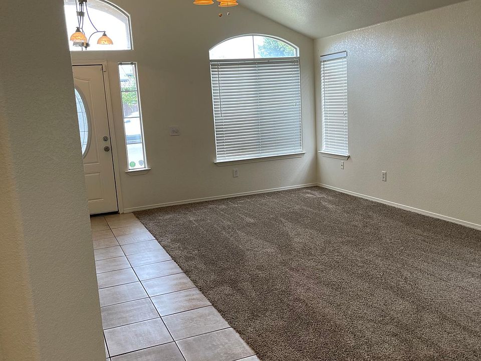 2nd image of 2271 N Pima Ave
