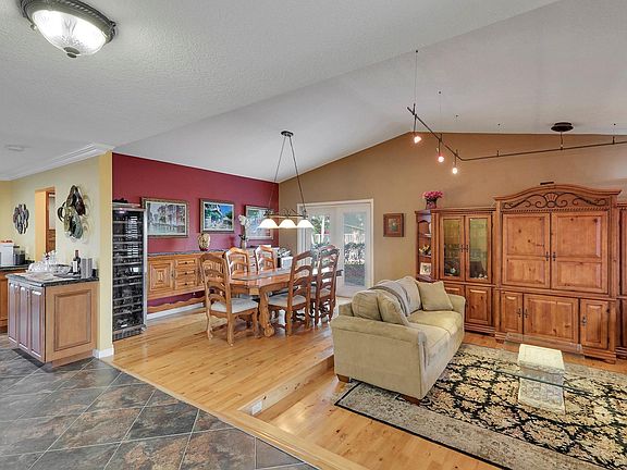 3rd image of 9731 NW 15 Street