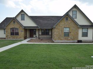 651 N Dickson St, Poth, TX 78147
