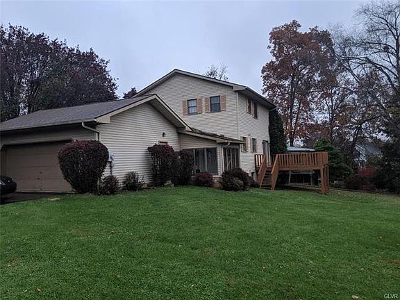 4th image of 3520 Skyline Dr