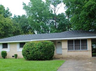 1112 Valley Forge Rd, Dothan, AL 36301