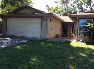 1202 Menlo Dr, Davis, CA 95616