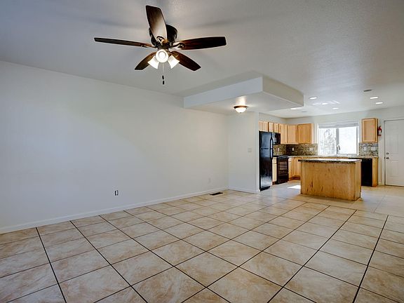 3rd image of 1455 Main St #1