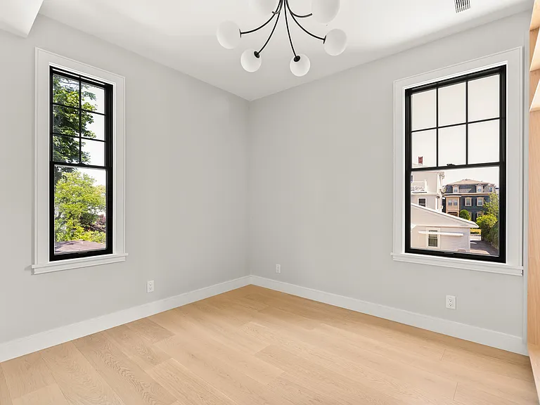 34 Pinckney St #1 — Photo 7