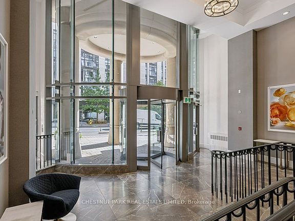 3rd image of 1 Balmoral Ave #512