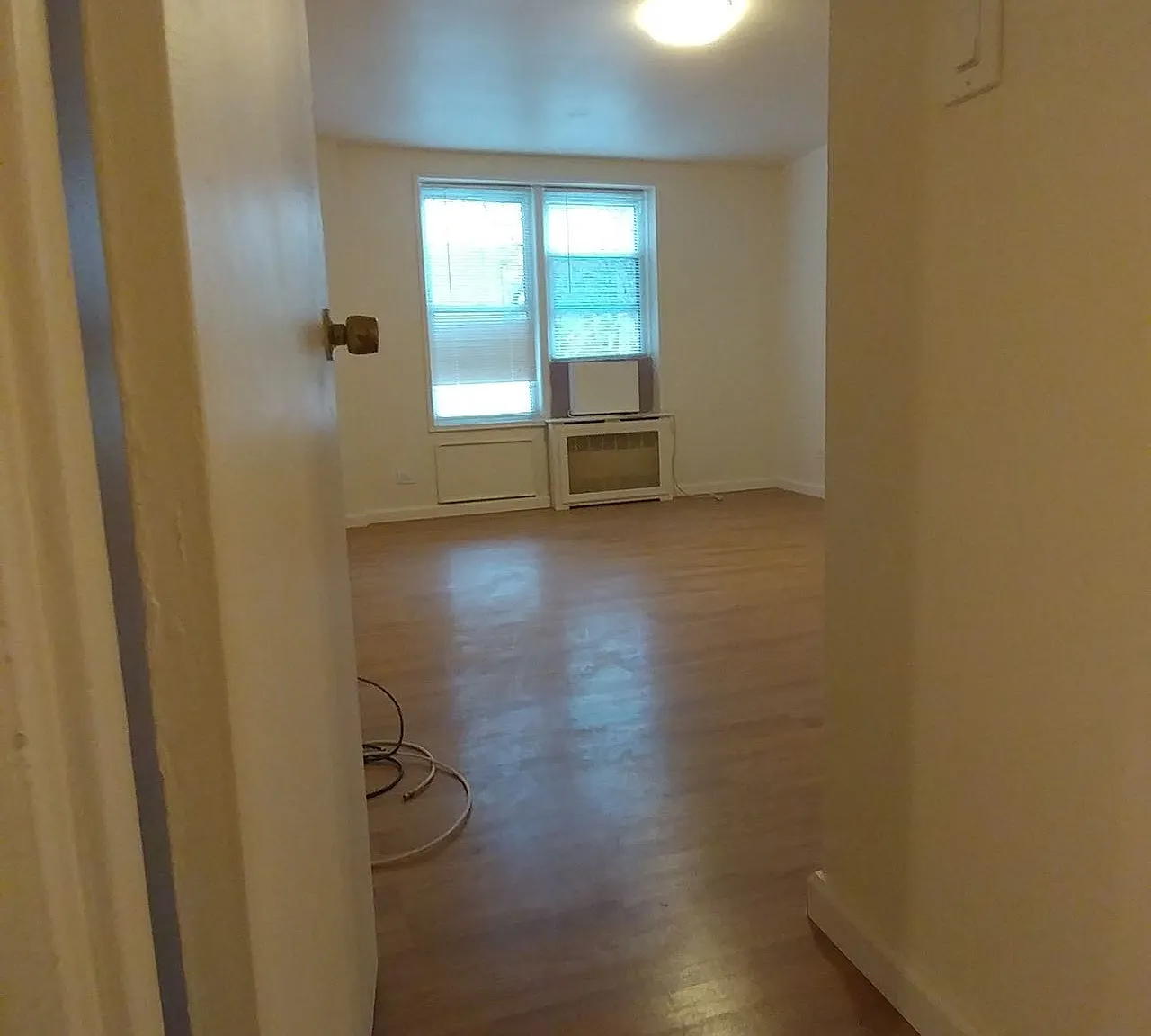 41-07 Bowne Street — Photo 2