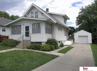 5823 S 22nd St, Omaha, NE 68107