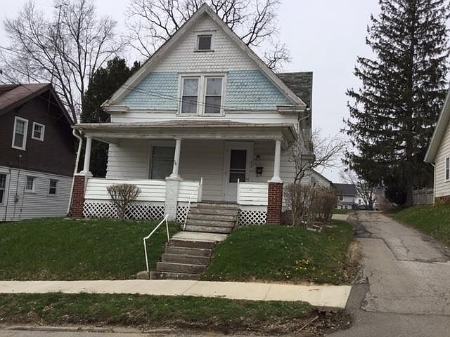 1st image of 334 Dorchester St