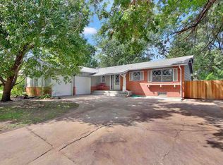6126 Edinburg St, Wichita, KS 67220