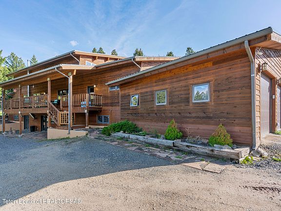 2nd image of 63 Bachelor Creek Ct
