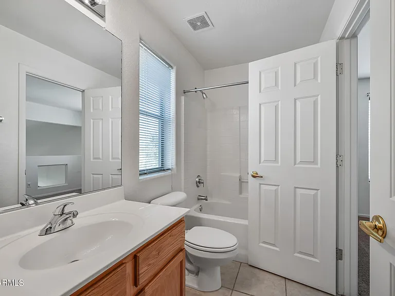 14314 W Cora Ln — Photo 17