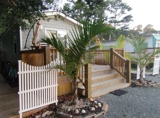 506 W Marina Dr, Emerald Isle, NC 28594