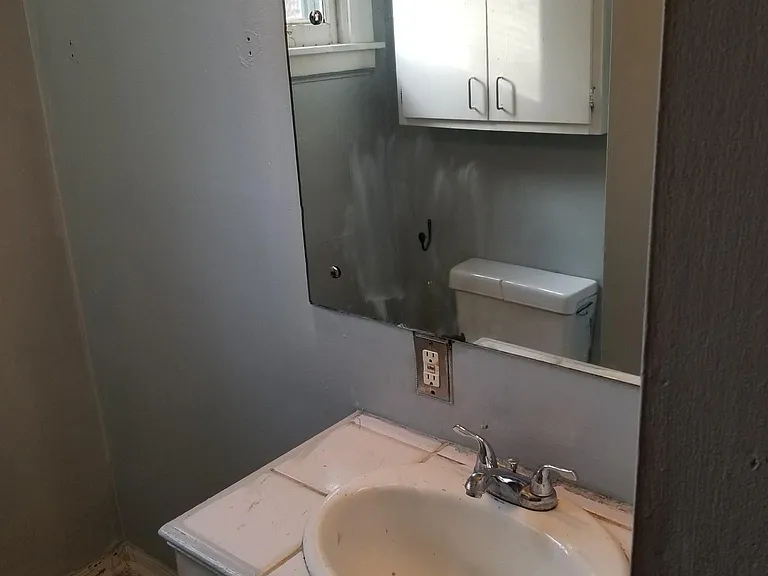 678 Ohio St #1 — Photo 15
