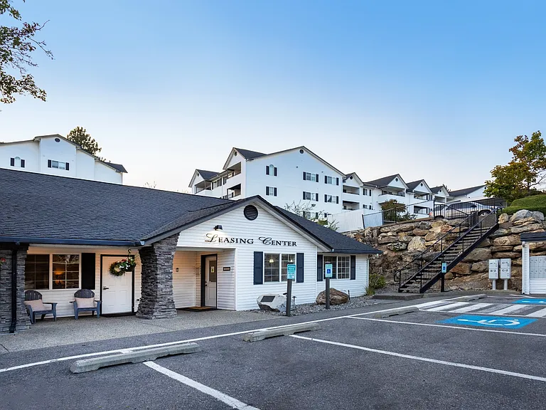 Eagle Rock — Photo 12