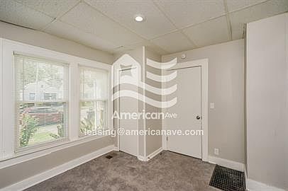 4th image of 3241 Larkwood Ave