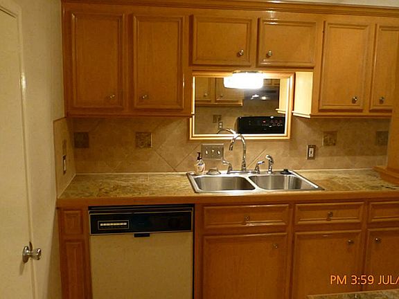 5th image of 1029 Willow Oaks Cir