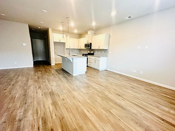 3rd image of 3934 SE 81st Ave