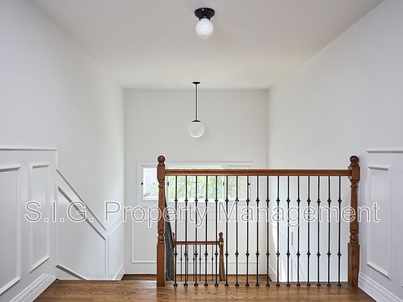 3rd image of 2191 El Sereno Ave APT 10