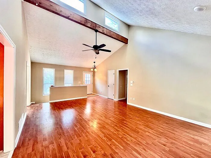 384 McKees Rock Ln — Photo 9