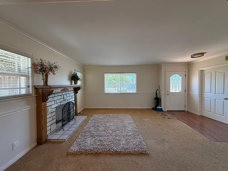 735 Patterson Rd — Photo 7