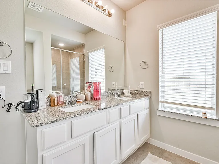 15775 Cairnwell Bend Dr — Photo 34