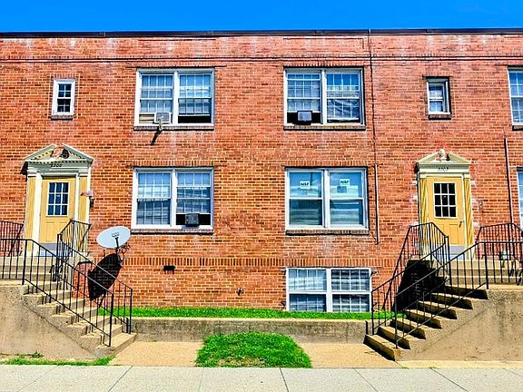 2nd image of 3202 E Capitol St NE APT C