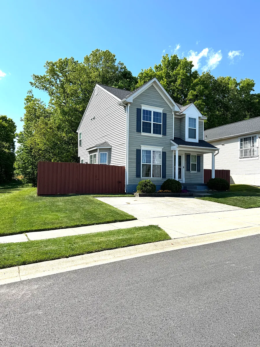 Building Photo - 7524 Merrymaker Way