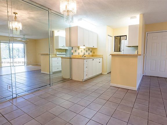 5th image of 588 Trace Cir APT 106