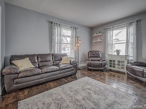 2nd image of 347 Quimby St NE