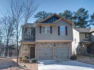 2777 Lakeview Walk, Decatur, GA 30035